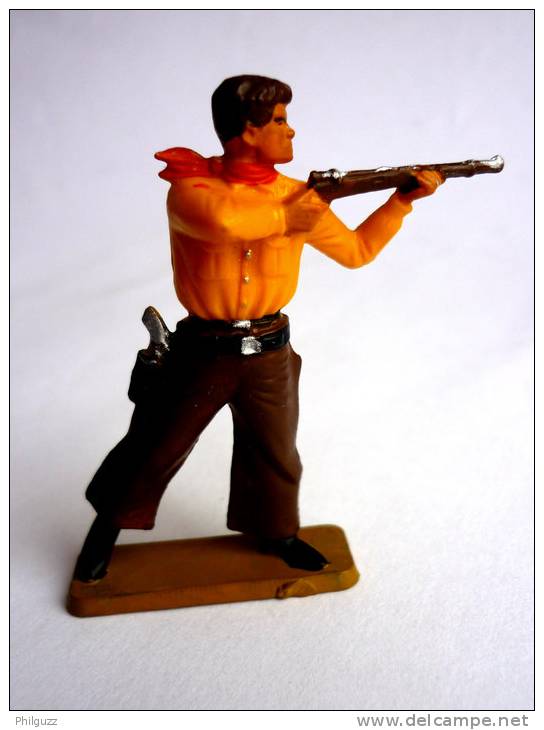 FIGURINE STARLUX COWBOY  FUSIL TIREUR DEBOUT 5129 196 - Starlux