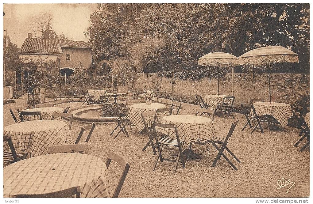 DEPT 33 - LANGON  Jardin Terrasse De L´hotel - Langon