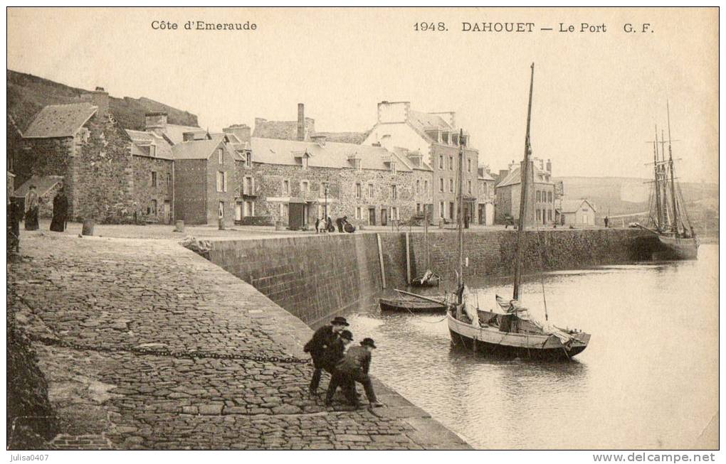 DAHOUET (22) Vue Du Port Bateaux De Peche Animation - Pléneuf-Val-André