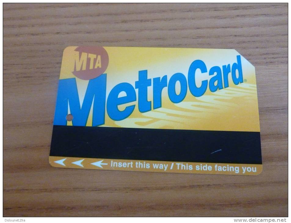 Ticket De Métro - Bus MTA "Metrocard / Avoid A Gap Mishap" New York Etats-Unis USA - Mundo