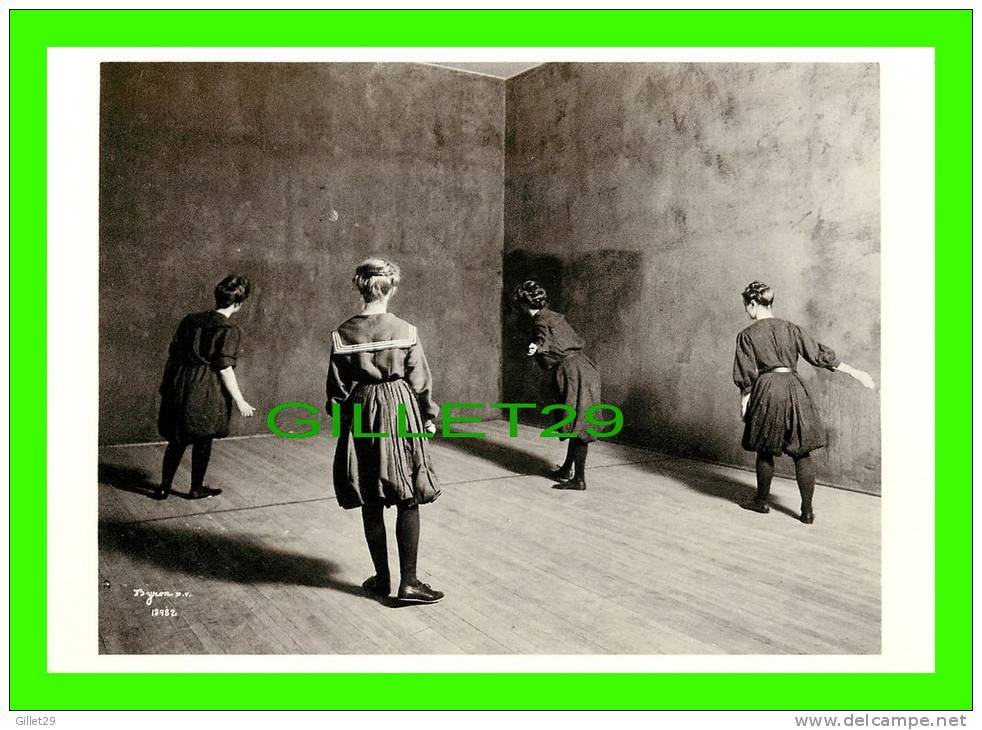 SPORTS, HANDBALL - PHOTOGRAPH, BIRON - HANDBALL GAME AT TEACHERS COLLEGE, NEW YORK, 1904 - FOTOFOLIO - - Handball