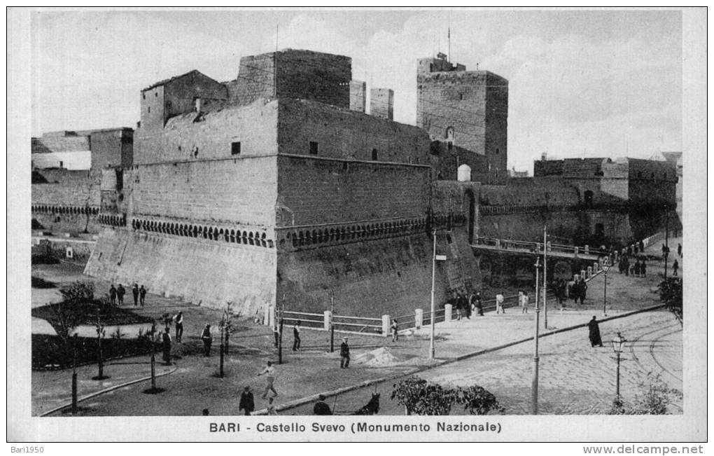 Cartolina D´epoca     " Bari  -  Castello  Svevo  (Monumento Nazionale) - Bari