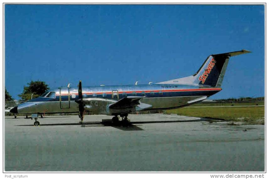 Thème - Transport - Avion -  BUCHairCARD N °8835 - Embraer 120 Brasilia Of Skywest Airlines At San Diego, CA - 1946-....: Era Moderna