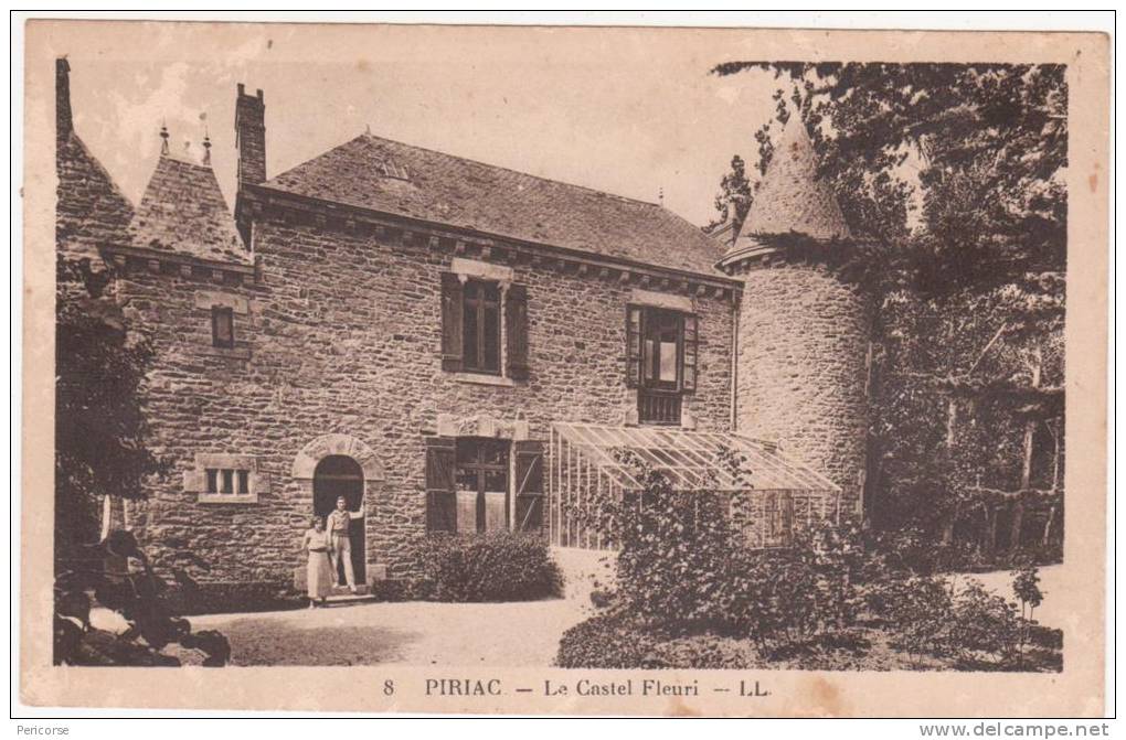 44 - Piriac - Le Chateau Fleuri - Piriac Sur Mer