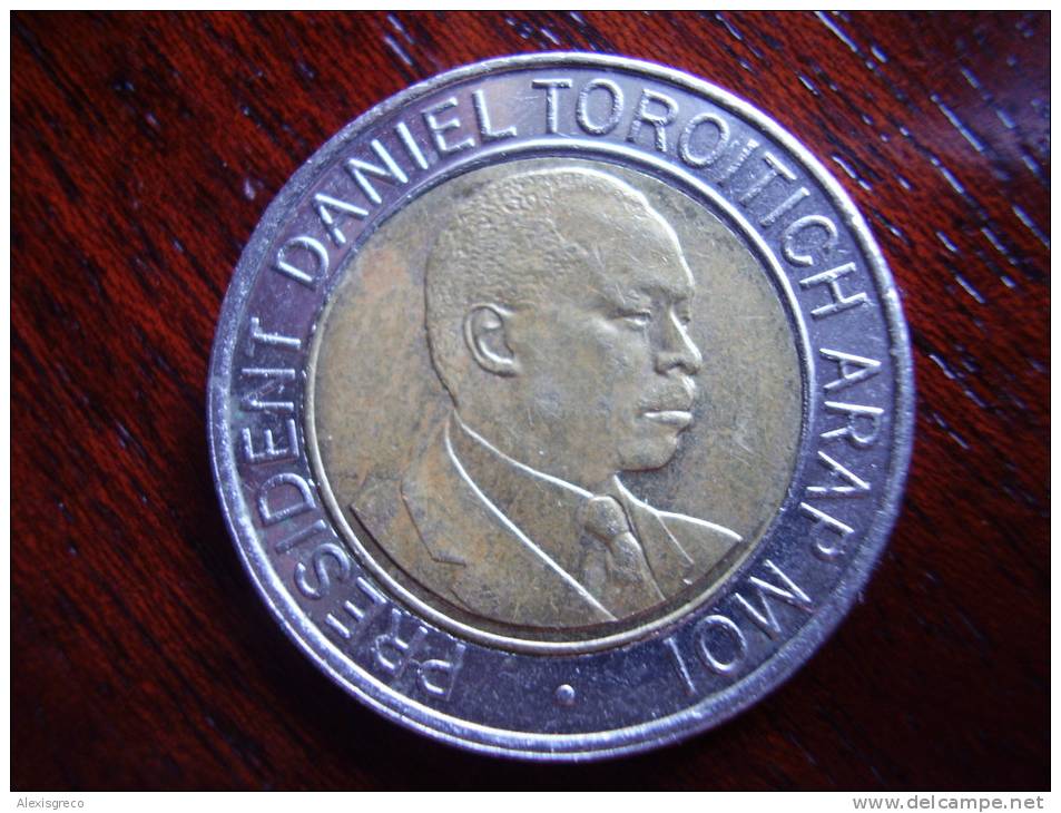 KENYA 1998  TWENTY SHILLINGS  ARAP MOI  USED COIN. - Kenia