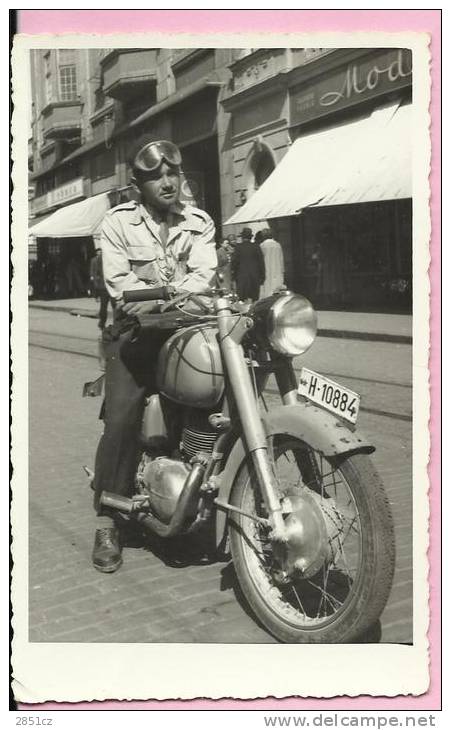 PHOTOGRAPHY - MOTORCYCLE, 14 X 8 Cm, Yugoslavia - Cycling