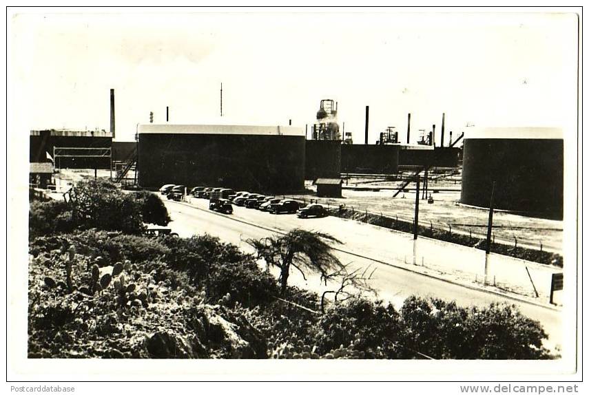 Tankfarm Lago San Nicolas - Aruba N. A. - & Oil, Industry, Old Cars - Aruba