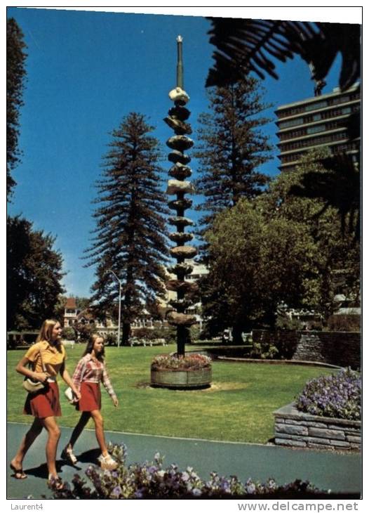 (222) Australia - WA - Perth Ore Obelisk - Perth