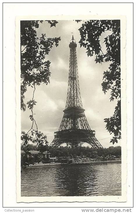 Photo, Paris (75) - La Tour Eiffel - 1938 - Dim : 11 X 6.5 Cm - Lieux