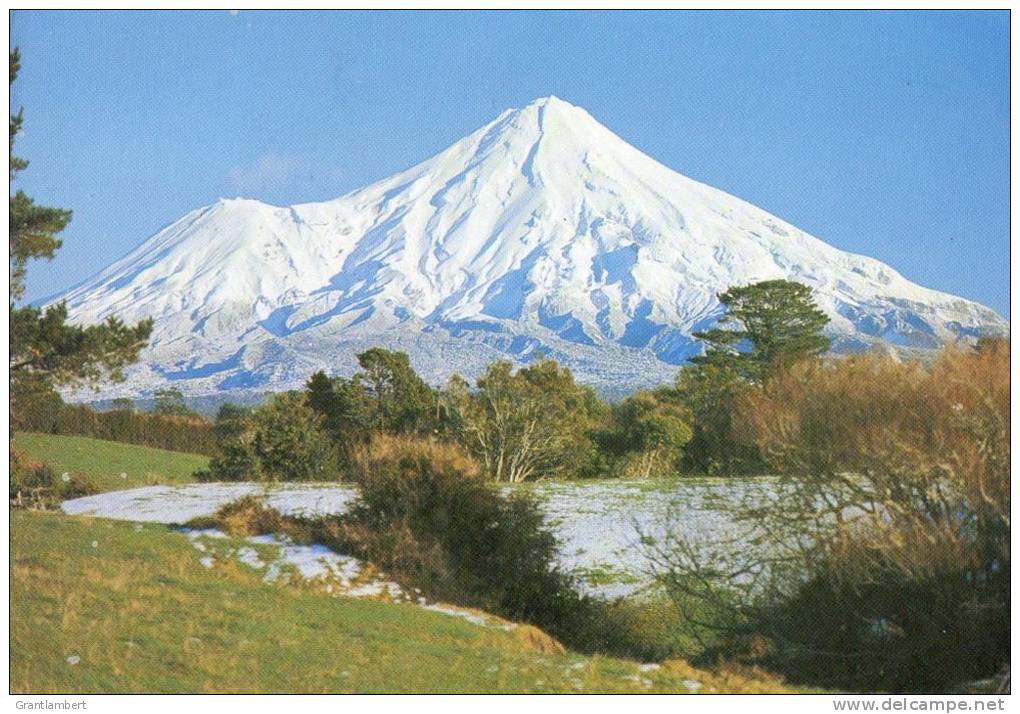 Mt. Egmont, New Zealand - Fourcolour FCV 272,  Posted To England 1984 - New Zealand