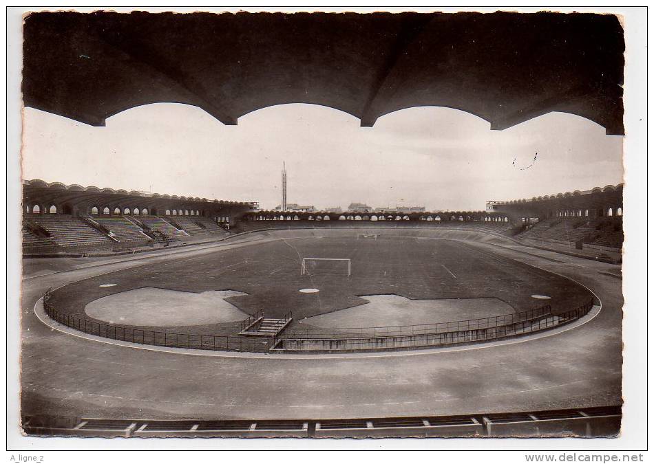 Ref 83 - CPSM Stade De Football Bordeaux Intérieur Du Stade Municipal - Calcio