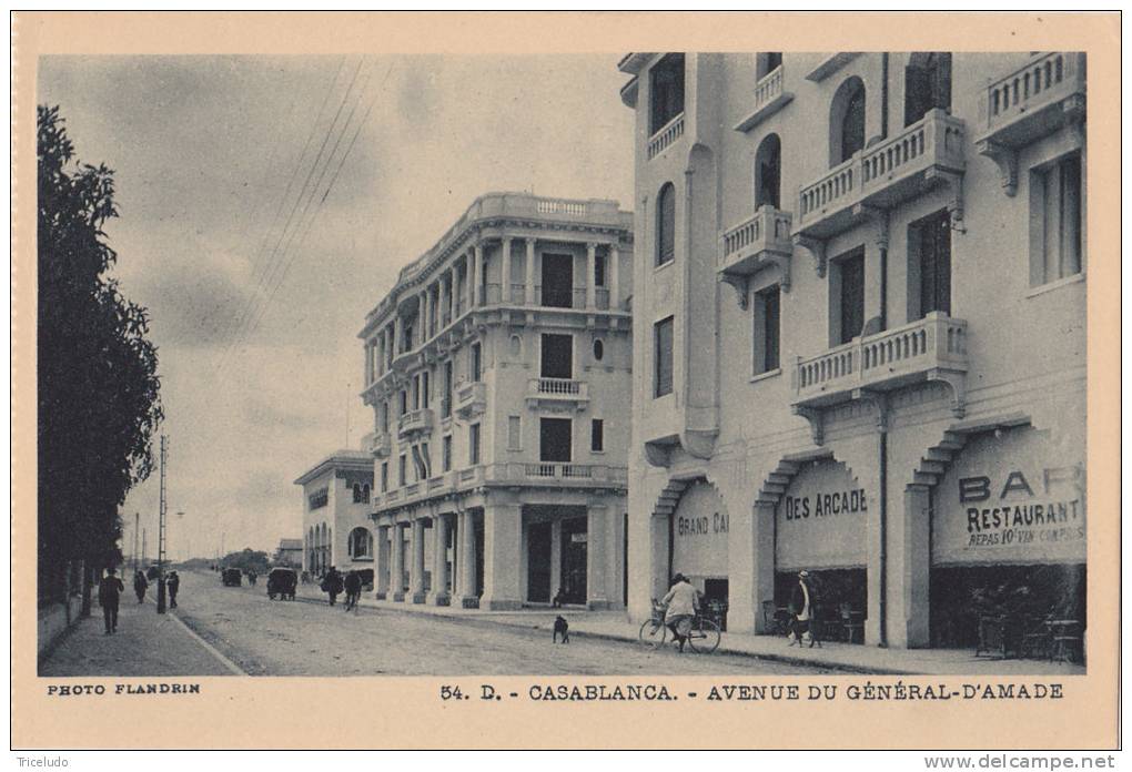 CASABLANCA. AVENUE DU GENERAL D'AMADE. PHOTO FLANDRIN. N. 54 D.  DOS DIVISE - Casablanca
