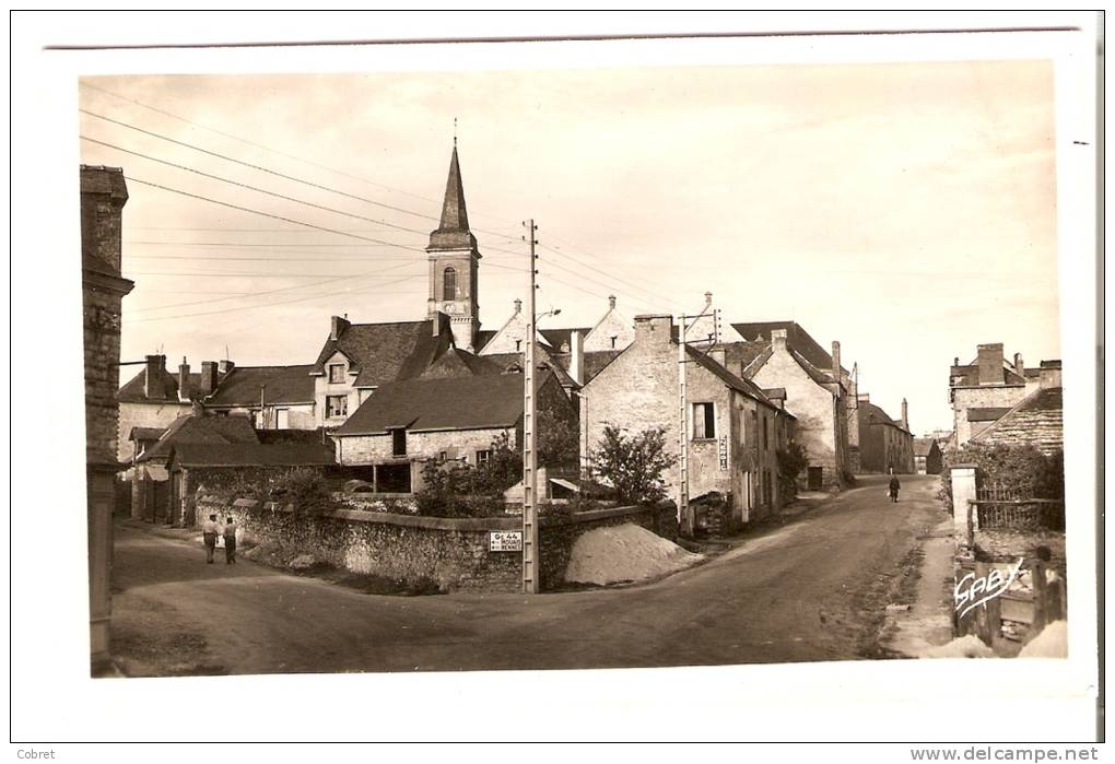 Derval - Carrefour Des Routes De Redon Et De La Gare - Derval