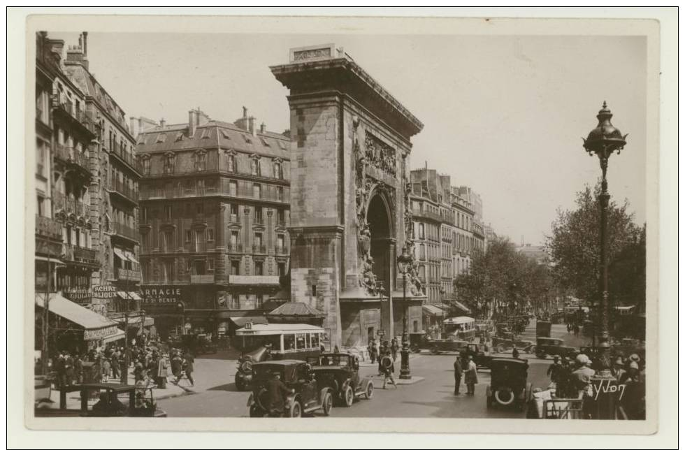 PARIS : La Porte Saint Denis, 1933, Très Animée, Automobiles (Z0584) - Autres & Non Classés