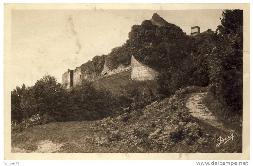 MAULEON - Arrivée Au Château-Fort - Mauleon Barousse