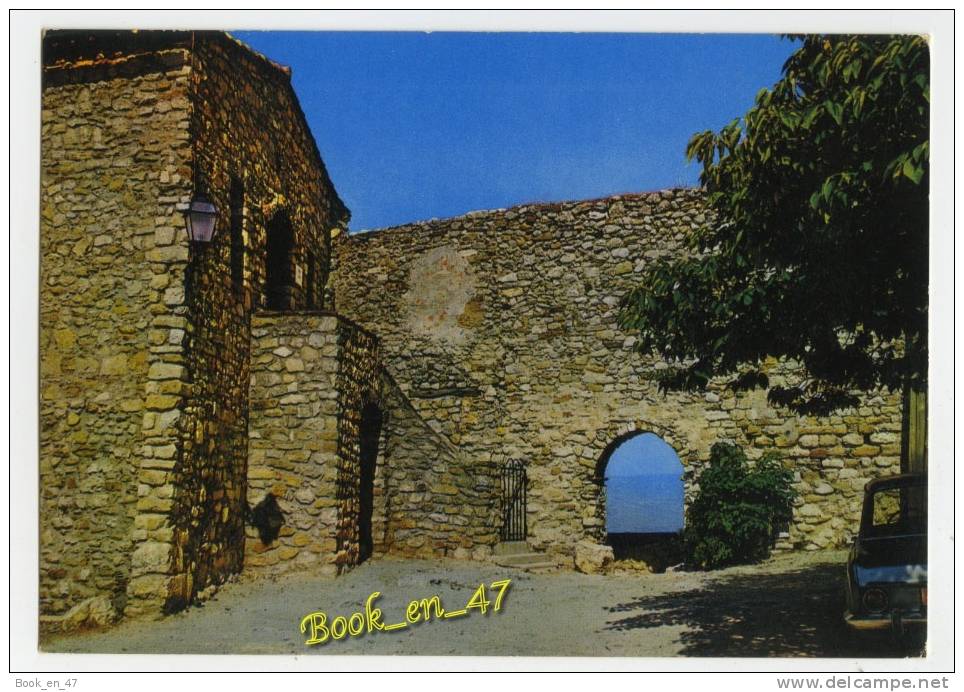 {51389} 83 Var Le Castellet , Le Trou De Madame - Le Castellet