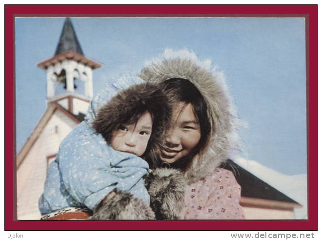 HOLMAN ISLAND - MACKENZIE. Sortie De La Messe à Holman Island. (C.P.M.) - Other & Unclassified