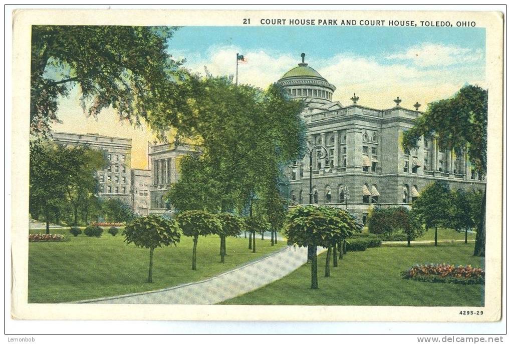 USA, Court House Park And Court House, Toledo, Ohio, 1935 Used Postcard [11506] - Toledo