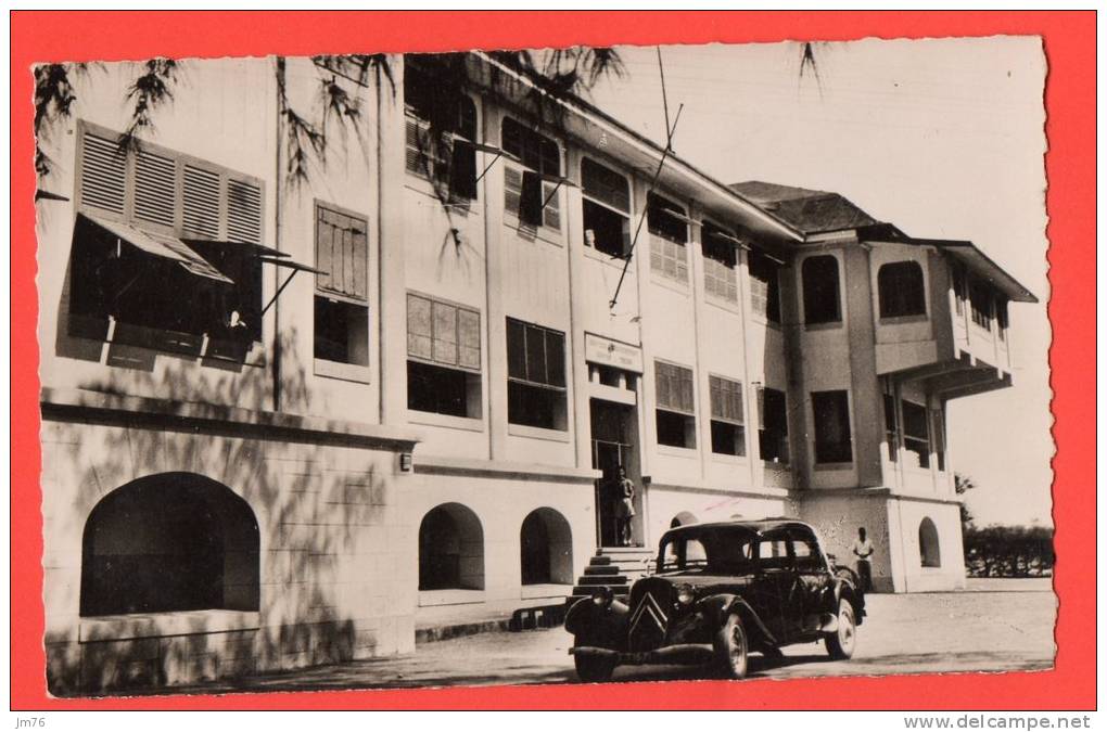 TOGO - LOME - Finance (Traction Citroen) - Togo