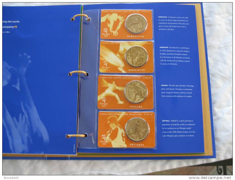 ALBUM DE 27 PIECES DE 5 DOLLARS ROYAL AUSTRALIAN MINT POUR LES J.O. 2000 SYDNEY