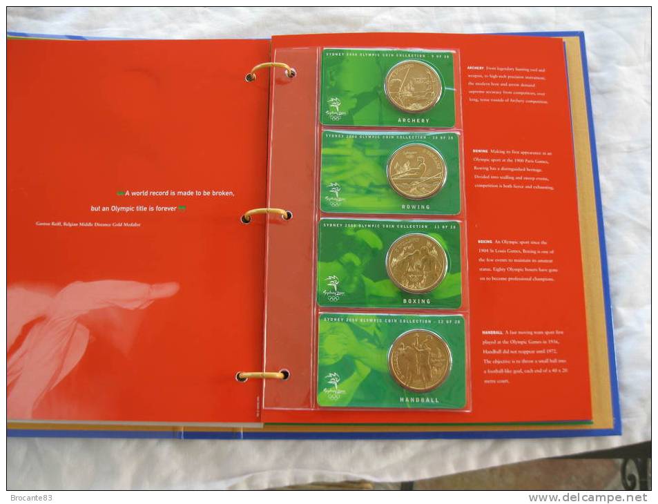 ALBUM DE 27 PIECES DE 5 DOLLARS ROYAL AUSTRALIAN MINT POUR LES J.O. 2000 SYDNEY