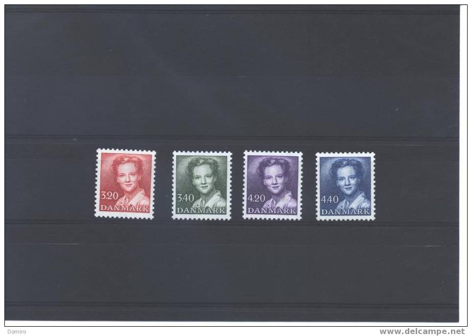 DK 942/45**      Cote Y/T:  9.00 € - Unused Stamps