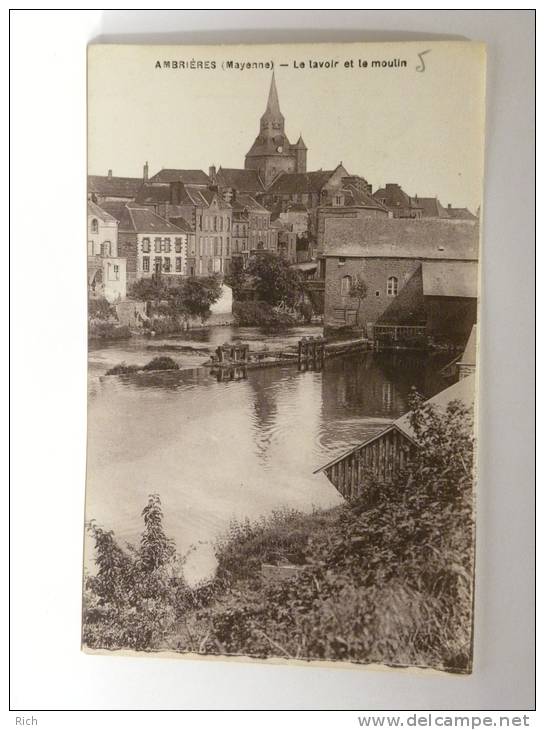 CPA  (53) Mayenne - AMBRIERES - Le Lavoir Et Le Moulin - Ambrieres Les Vallees