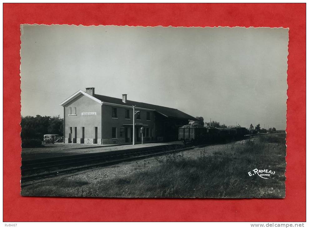 * MEREVILLE-La Gare(Avec Train De Marchandises+Automobile) - Mereville