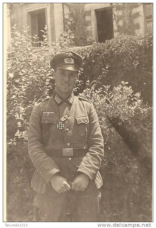 WW2 PHOTO ORIGINALE Soldat Allemand Docteur Assistant Récipendiare Croix De Fer Décoration Campagne De France1940 - 1939-45