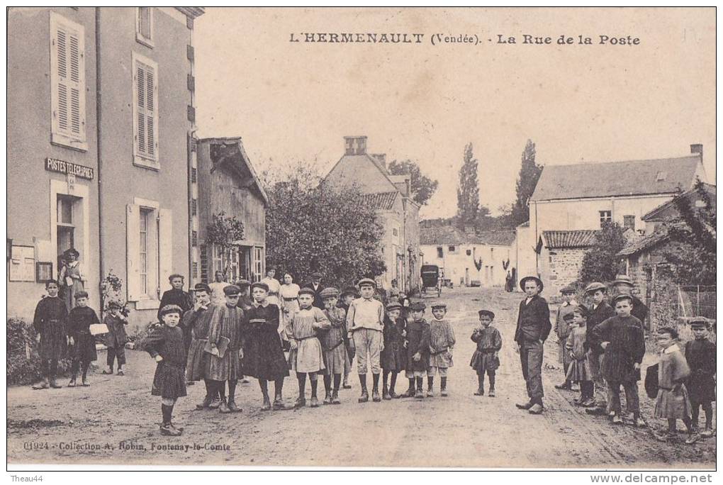 ¤¤  -  L´HERMENAULT   -  La Rue De La Poste  -  ¤¤ - L'Hermenault