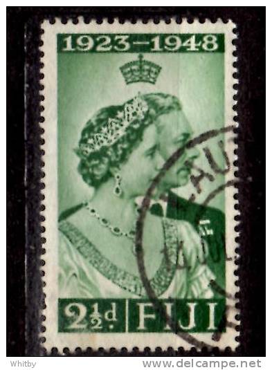 Fiji 1948 2 1/2c Silver Wedding Issue  #139 - Fiji (...-1970)