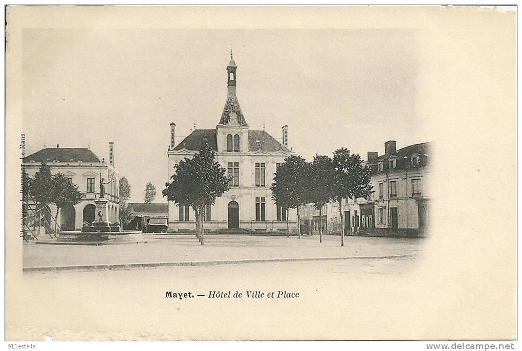 72  MAYET -   Hotel De Ville Et Place    ( Traces Acariens ) - Mayet