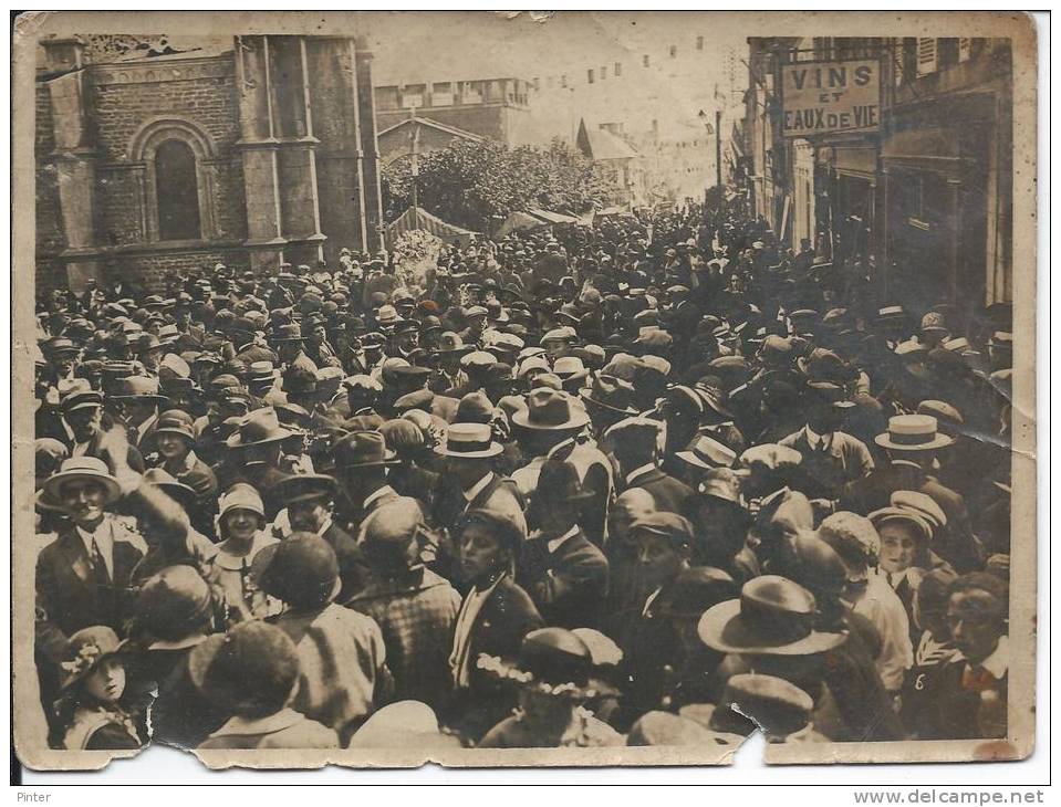 BREHAL- Personnes Dans La Rue - Photo 17 X 12.5 Cm - Unclassified