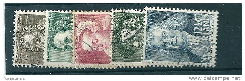 Netherlands 1940 SG 516-20 Used - Neufs