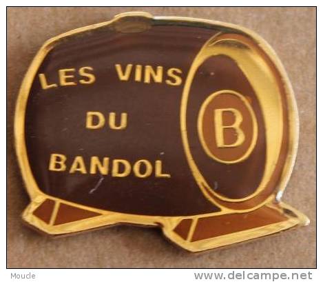 LES VINS DU BANDOL - TONNEAU - SAGGAY  - WINE -   (1) - Beverages