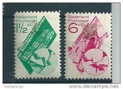 Netherlands 1931 Gouda Church Restauration Fund SG 392-93, MM - Neufs