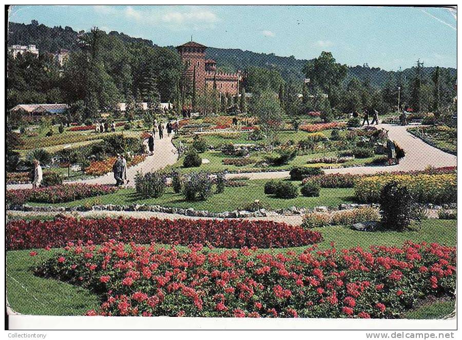 Torino - Il Castello Medioevale Ed Un Angolo Pittoresco Del Valentino - Formato Grande -  Viaggiata 1976 - Castello Del Valentino