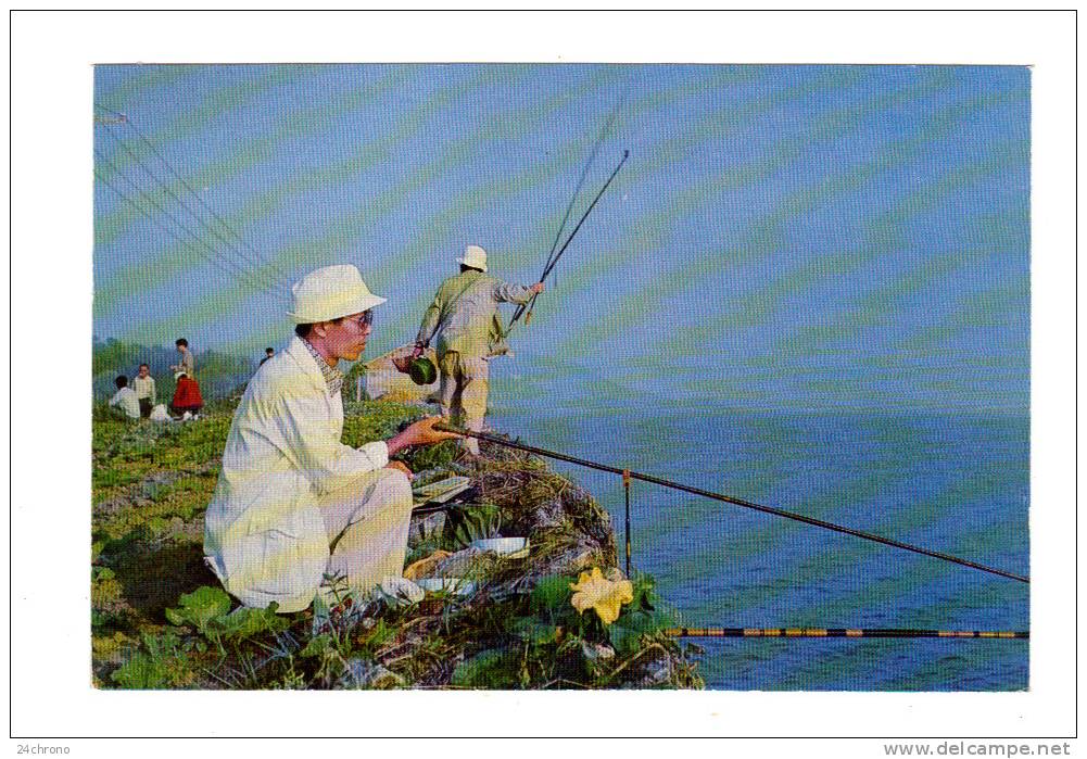 Chine: Angling By Lake Taihu, Wuxi, Peche, Pecheur (12-3656) - China