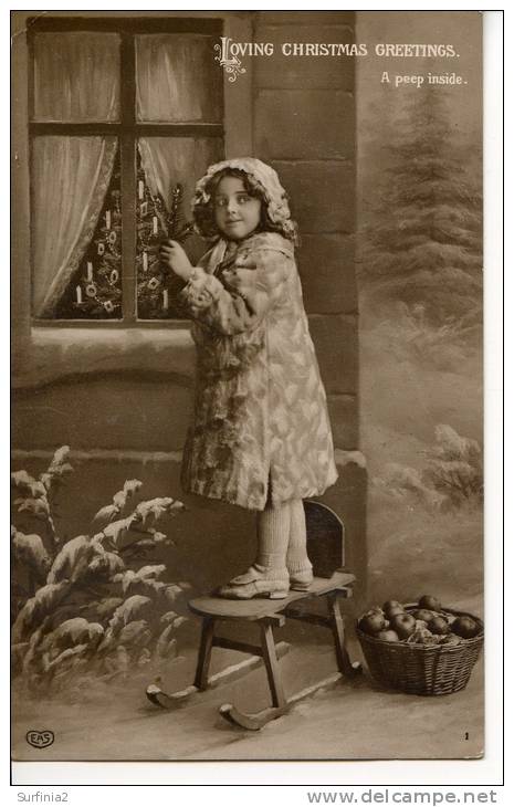 CHRISTMAS GREETINGS - LOVING CHRISTMAS GREETINGS - YOUNG GIRL LOOKING IN WINDOW Xmas145 - Other & Unclassified