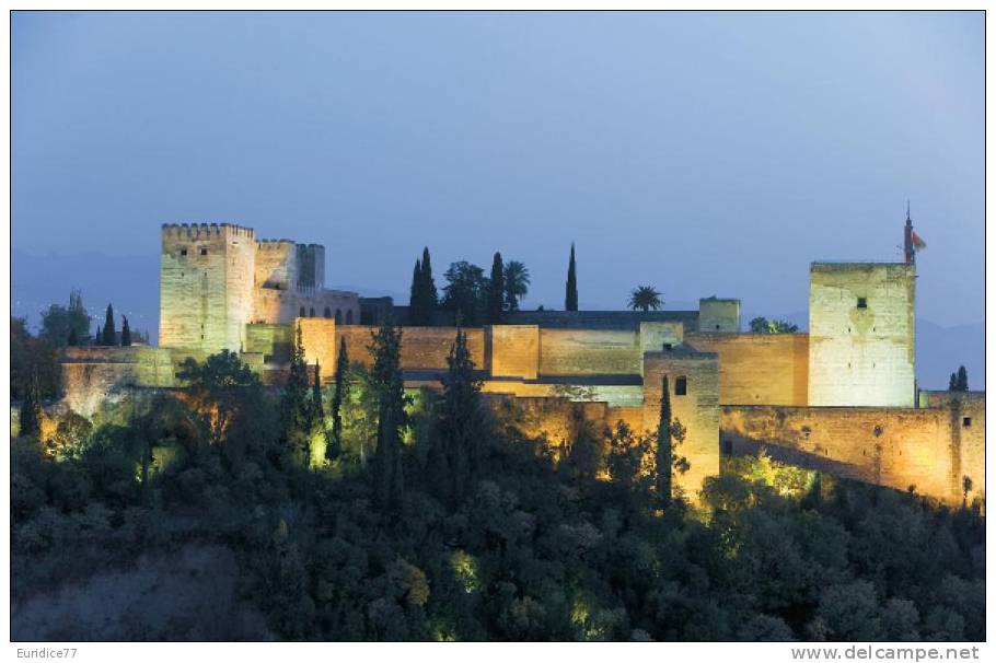 Monuments Of Spain - Alhambra De Granada Postcard Collector - Monumentos