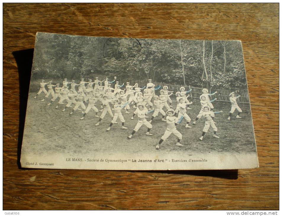 CPA Du Mans - Société De Gymnastique "La Jeanne D´Arc", Exercices D´Ensemble, Carte Très Animée - Le Mans