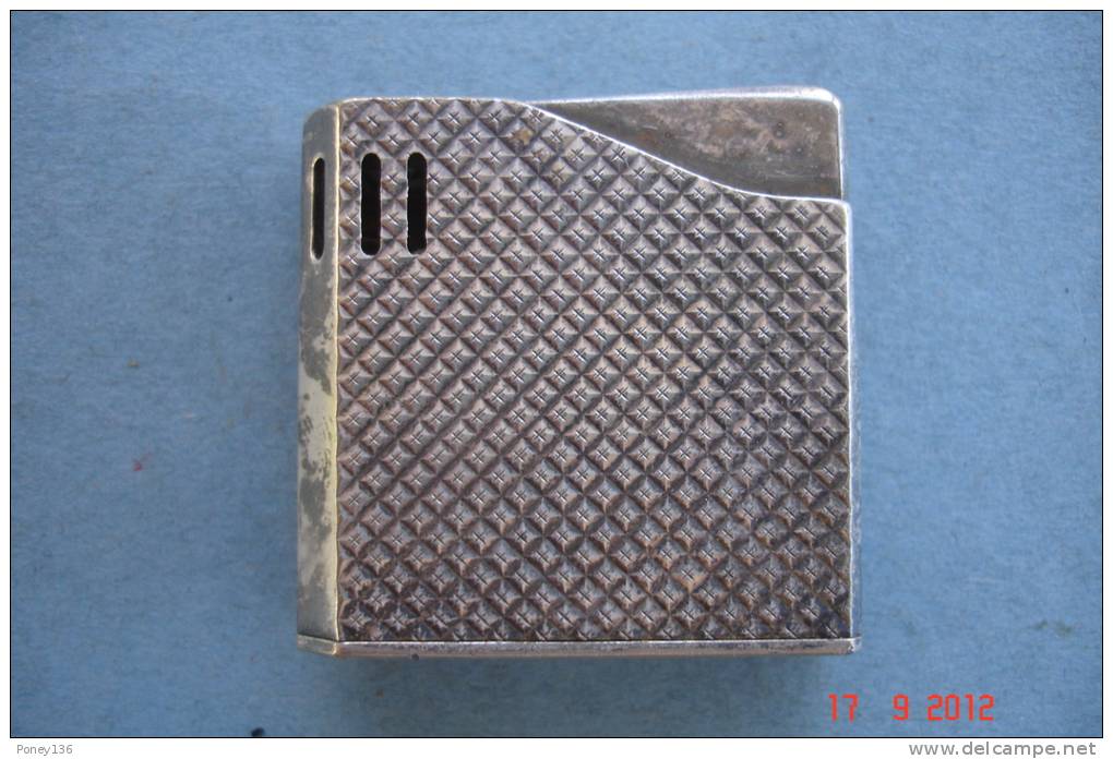 Briquett Maruman Halley Metal Argente 1970 - Andere & Zonder Classificatie