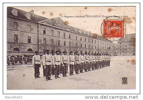 Belle Et Rare CPA 25 - BESANCON - 5e Régiment D´artillerie - Classes à Pied - Regimientos