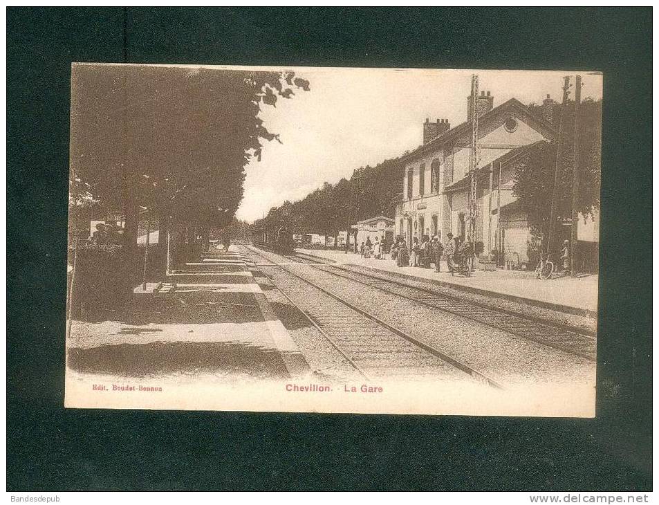 Chevillon (52) - La Gare (vue Intérieure Avec Train Animée Ed. Boudot Bonnot ) - Chevillon