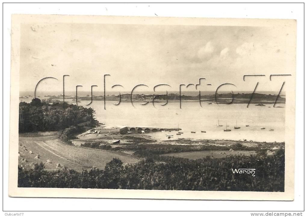 Penvénan  (22) : Vue Générale Sur Le Port De Port-Blancet Les Iles En 1948 . - Penvénan