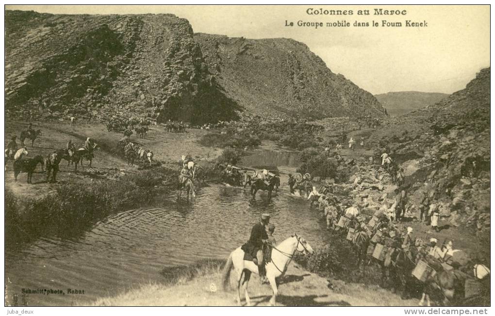 Colonnes Au Maroc .  Groupe Mobile Dans Le Foum Kenek .  SUPERBE . - Andere & Zonder Classificatie