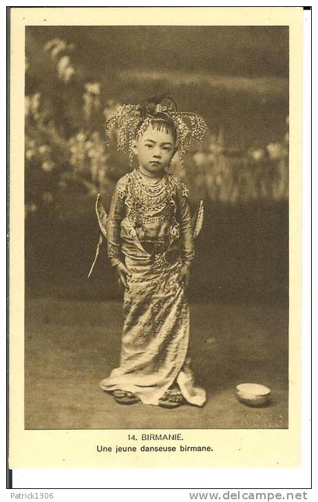 CPA  Jeune Danseuse Birmane  6526 - Myanmar (Burma)