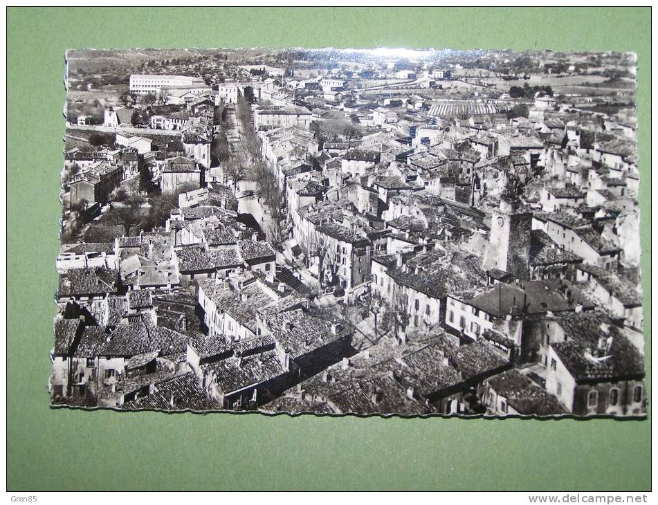 CPSM EN AVION AU DESSUS DE... LORGUES, VUE GENERALE, AVENUE CLEMENCEAU, TOUR DE L´HORLOGE, 9 Cm Sur 14 Environ, VAR 83 - Lorgues