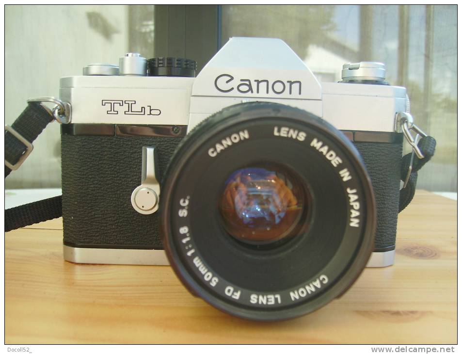 Boitier Canon  "  TLB   "  N° 243958 + Flash Panasonic - Tres Bel Etat  Voir Scans - Appareils Photo