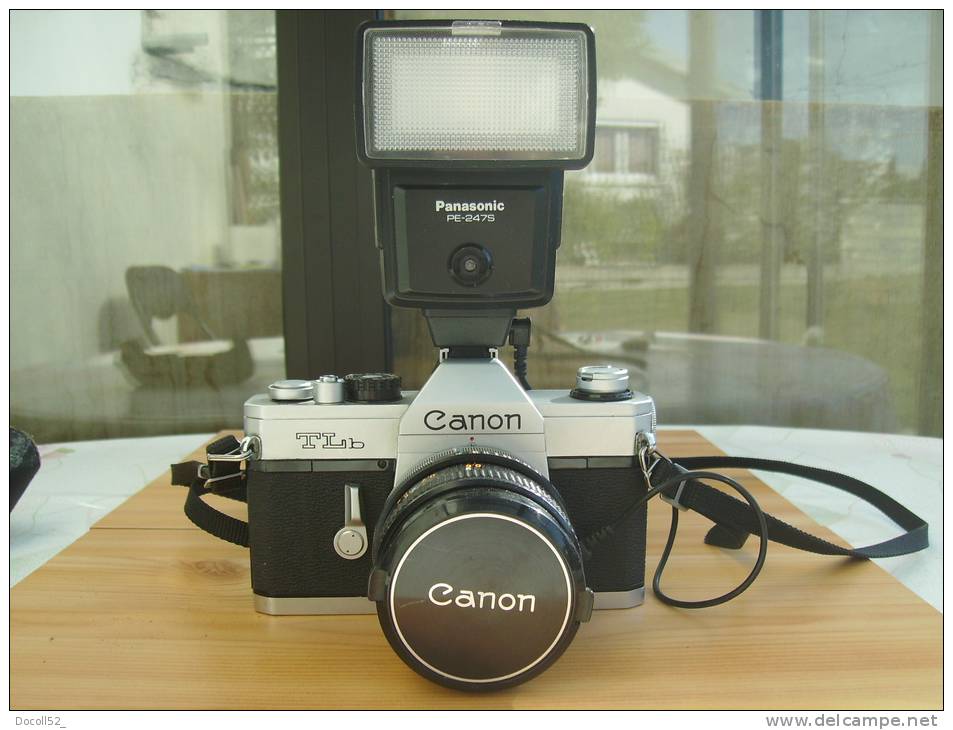 Boitier Canon  "  TLB   "  N° 243958 + Flash Panasonic - Tres Bel Etat  Voir Scans - Appareils Photo